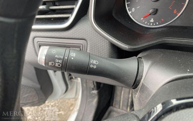 RENAULT CLIO STE 85CH AIR NAV BLANC FN-409-HJ