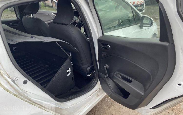 RENAULT CLIO STE 85CH AIR NAV BLANC FN-409-HJ