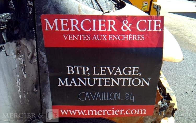 RENAULT MASTER BENNE SIMPLE CABINE COFFRE – EN L ETAT – ACCIDENTE INCENDIE BLANC FN-878-RX