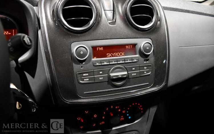 DACIA SANDERO 1,0 SCE 75 ESSENTIEL BLANC FP-551-RY