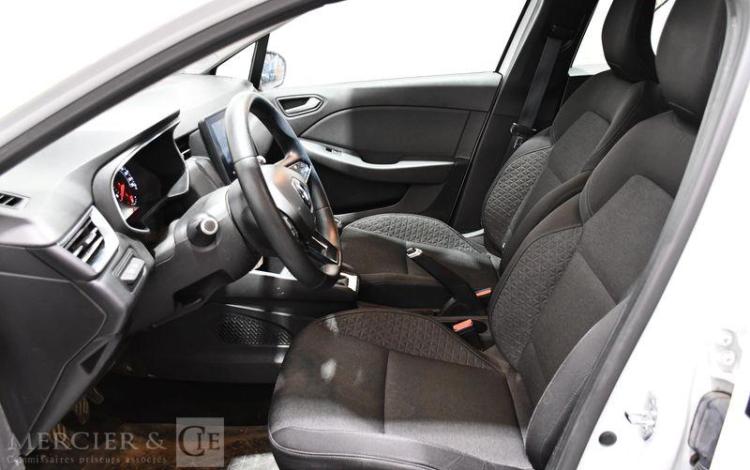 RENAULT CLIO V SOCIETE 1.5 BLUEDCI 85ch AIR NAVI BLANC FP-825-RR