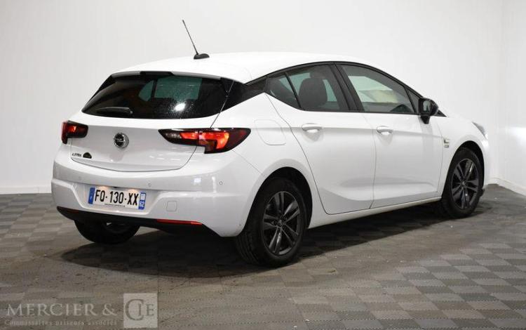 OPEL ASTRA 1,2 TURBO BLANC FQ-130-XX