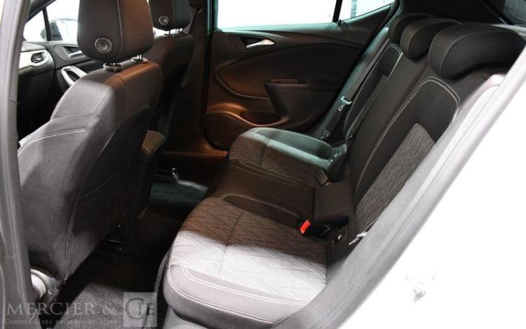 OPEL ASTRA 1,2 TURBO BLANC FQ-130-XX