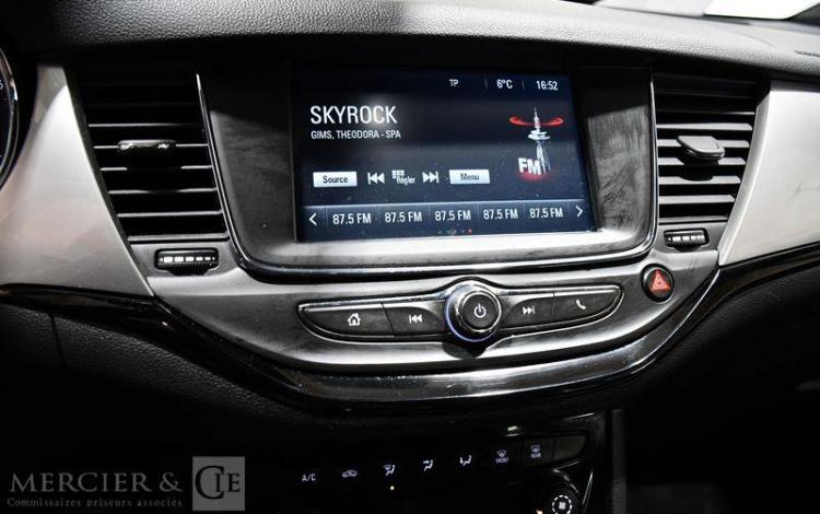 OPEL ASTRA 1,2 TURBO BLANC FQ-130-XX