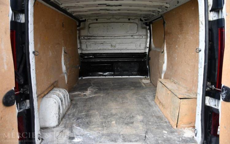 RENAULT TRAFIC 1.6 DCI 95ch 1T2 L2H1 GRAND-CONFORT BLANC FQ-371-VD