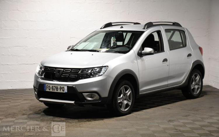 DACIA SANDERO STEPWAY ECO-G 100 GRIS FQ-678-PQ