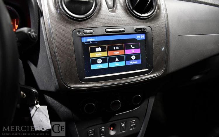 DACIA SANDERO STEPWAY ECO-G 100 GRIS FQ-678-PQ