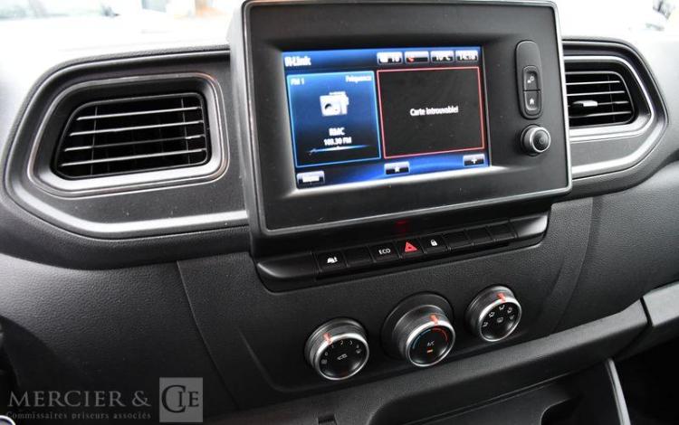 RENAULT MASTER 2.3 DCI 135ch 3T5 L2H2 GRAND-CONFORT BLANC FQ-681-XC