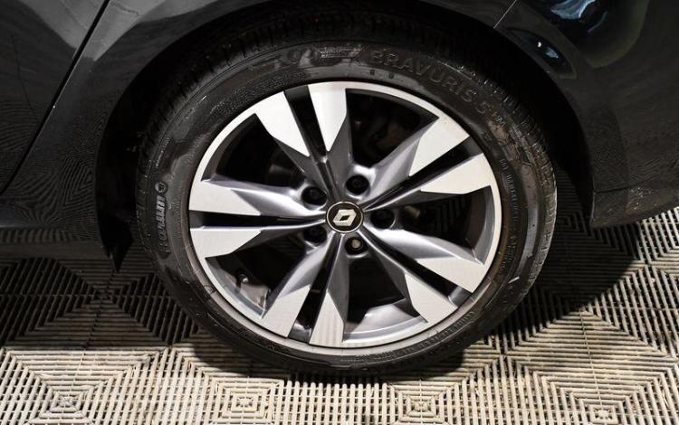 RENAULT MEGANE BERLINE INTENS TCE 140 FAP NOIR FR-409-EQ