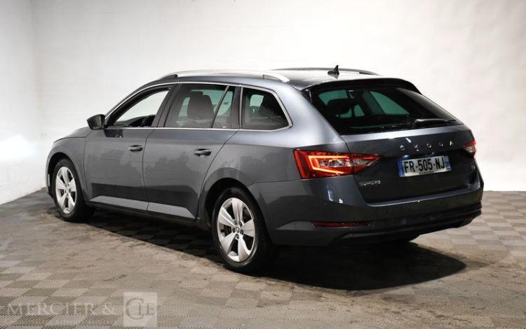 SKODA SUPERB COMBI BUSINESS 1,4 TSI BLEU FR-505-NJ
