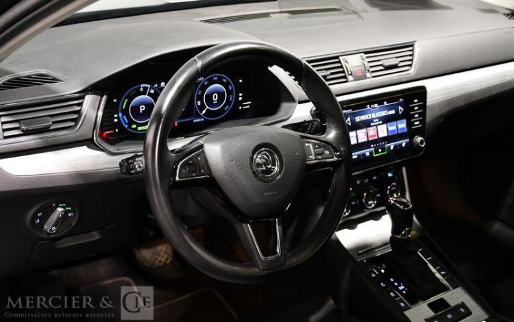 SKODA SUPERB COMBI BUSINESS 1,4 TSI BLEU FR-505-NJ