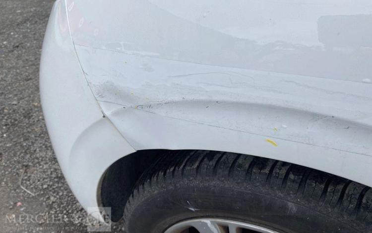 PEUGEOT 208 AFF 100CH PREMIUM PACK BLANC FR-602-LK