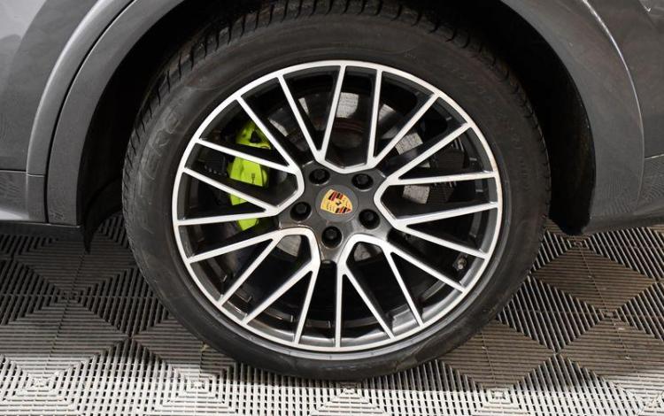 PORSCHE CAYENNE 3,0 e-HYBRID GRIS FR-890-JV