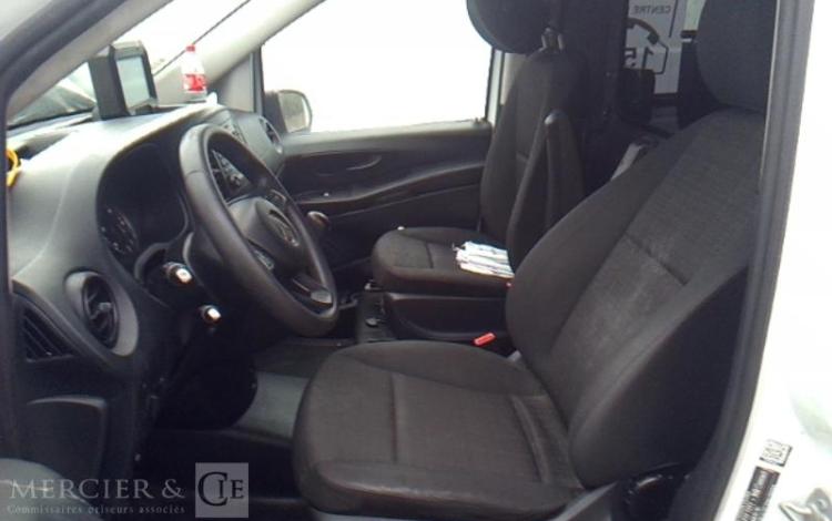 MERCEDES VITO 114 CDI 2.1 CDI 16V 136CV AMBULANCE BLANC FR-979-ZN