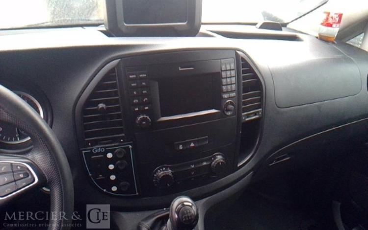 MERCEDES VITO 114 CDI 2.1 CDI 16V 136CV AMBULANCE BLANC FR-979-ZN