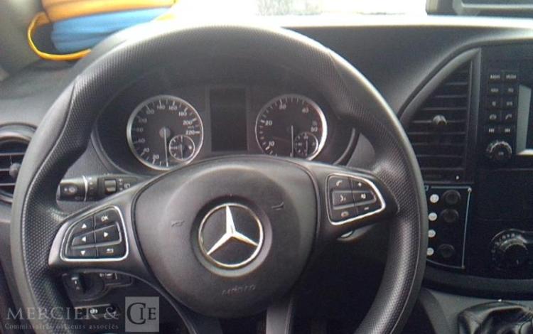 MERCEDES VITO 114 CDI 2.1 CDI 16V 136CV AMBULANCE BLANC FR-979-ZN