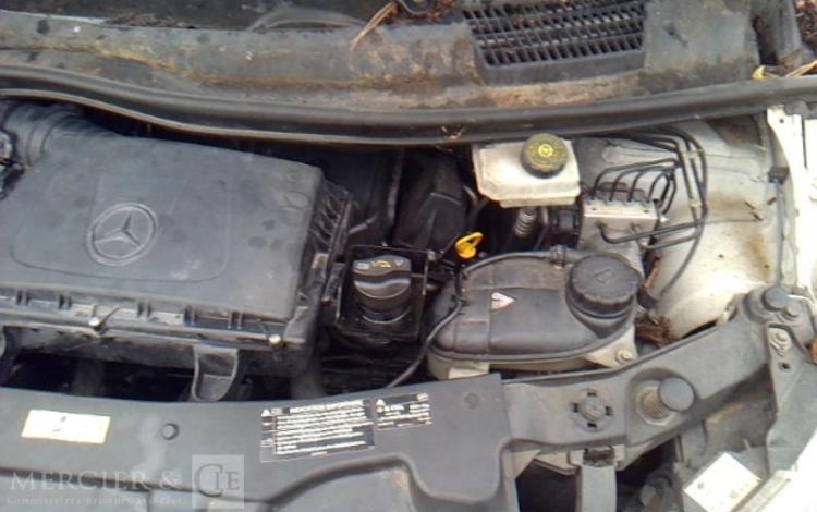 MERCEDES VITO 114 CDI 2.1 CDI 16V 136CV AMBULANCE BLANC FR-979-ZN