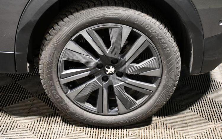 PEUGEOT 2008 PURETECH 130CH S&S EAT8 GT LINE GRIS FS-251-LK