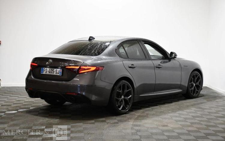 ALFAROMEO GIULIA VELOCE MT20 2,2 JTD 210 AT8 Q4 GRIS FS-405-SJ