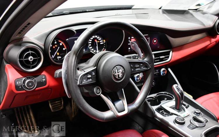 ALFAROMEO GIULIA VELOCE MT20 2,2 JTD 210 AT8 Q4 GRIS FS-405-SJ