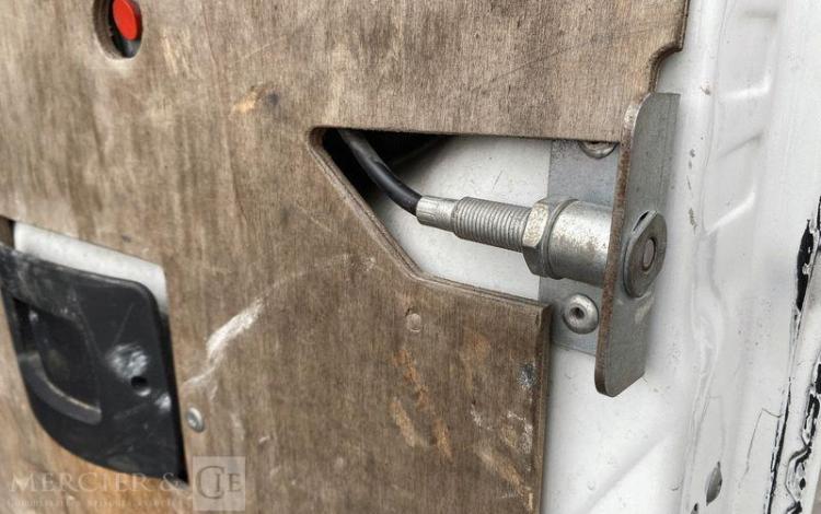 PEUGEOT BOXER 335 L2H2 140CH ASPHALT BLANC FS-874-JX