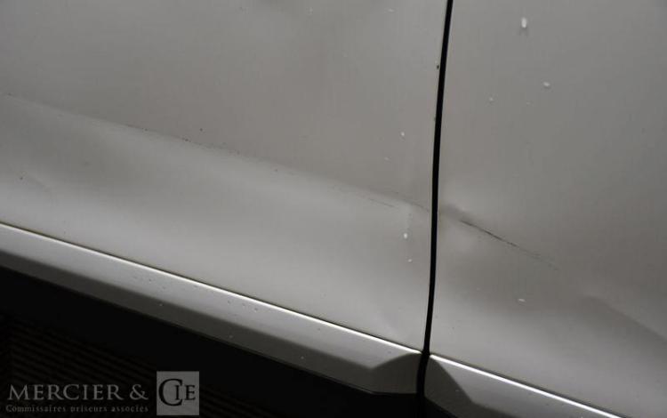 PEUGEOT 2008 ALLURE BUSINESS PURE TECH BLANC FT-072-VW
