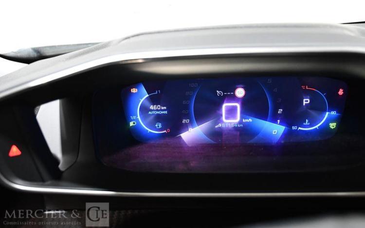 PEUGEOT 2008 ALLURE BUSINESS PURE TECH BLANC FT-072-VW