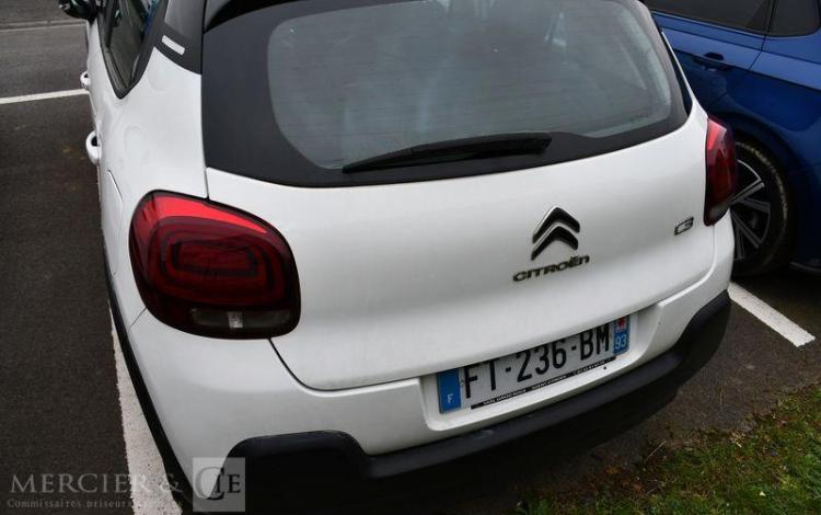 CITROEN C3 A,E BLUEHDI 100 S&S vente à pro uniquement car depedalage obligatoire BLANC FT-236-BM