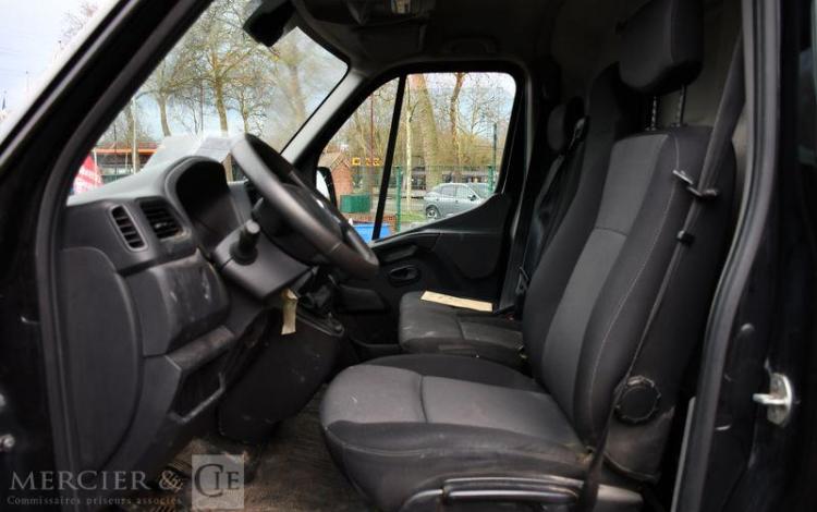 RENAULT MASTER FOURGON 2.3 DCI 145 35 L2H2 ENERGY GRAND-CONFORT NOIR FT-675-DE