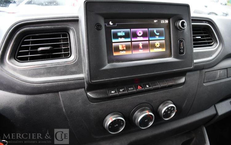 RENAULT Master  L2H2 NOIR FT-675-DE