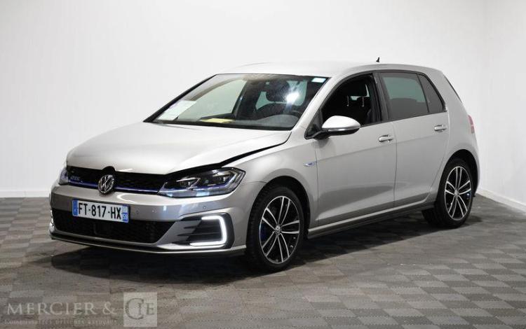 VOLKSWAGEN GOLF GTE HYBRIDE RECHARGEABLE GRIS FT-817-HX
