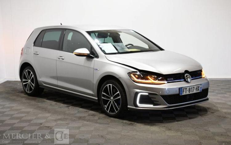 VOLKSWAGEN GOLF GTE HYBRIDE RECHARGEABLE GRIS FT-817-HX