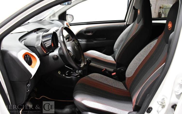 PEUGEOT 108 1,0 VTI 70 TOP ROLAND GARROS BLANC FV-243-QX