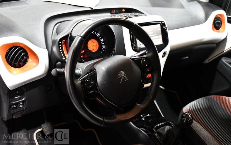 PEUGEOT 108 1,0 VTI 70 TOP ROLAND GARROS BLANC FV-243-QX