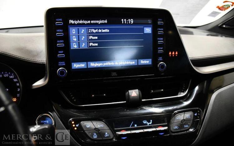 TOYOTA C-HR 1.8 HSD 122ch DISTINCTIVE E-CVT BLANC FV-410-TD