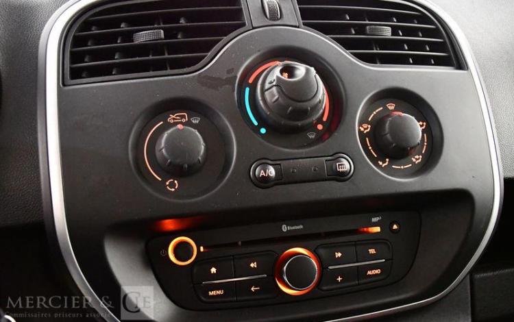 RENAULT KANGOO BLANC FV-535-QB
