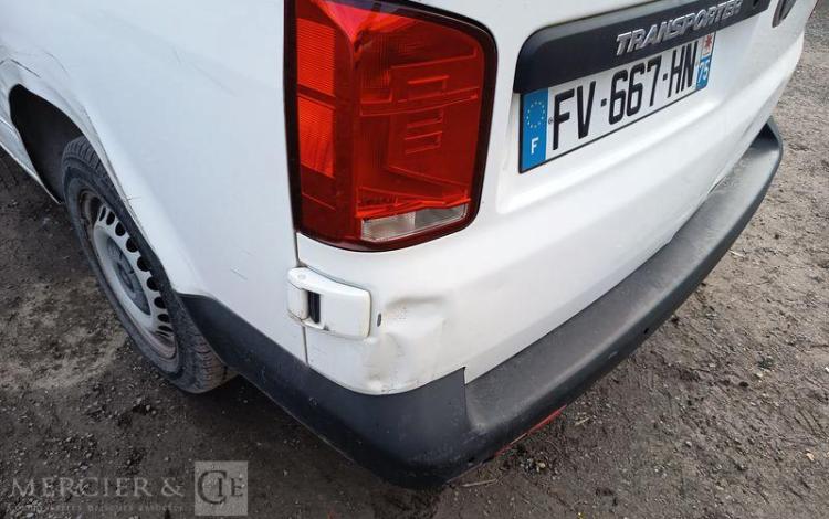 VOLKSWAGEN TRANSPORTER  FV-667-HN