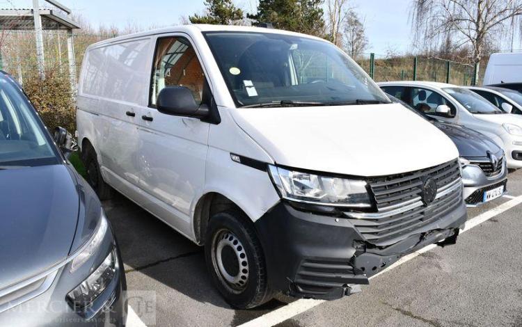 VOLKSWAGEN TRANSPORTER BLANC FV-669-HN