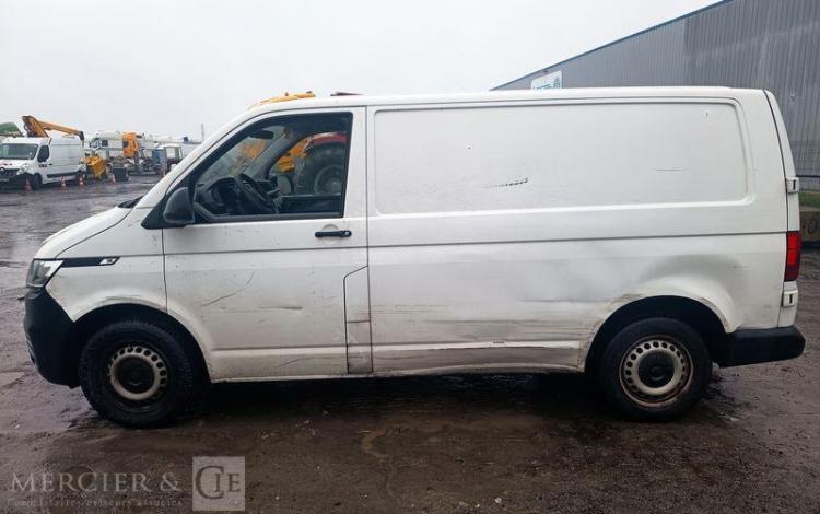 VOLKSWAGEN TRANSPORTER T6.1 FOURGON L1 2.0 TDI 16V 110 CV – DIESEL – 93455 KMS – ANNEE 2020 BLANC FV-760-FF