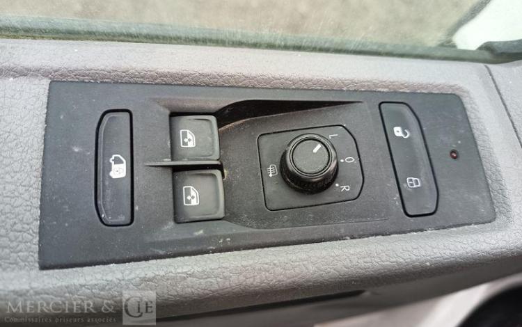 VOLKSWAGEN TRANSPORTER T6.1 FOURGON L1 2.0 TDI 16V 110 CV – DIESEL – 72620 KMS – ANNEE 2020 BLANC FV-858-BW