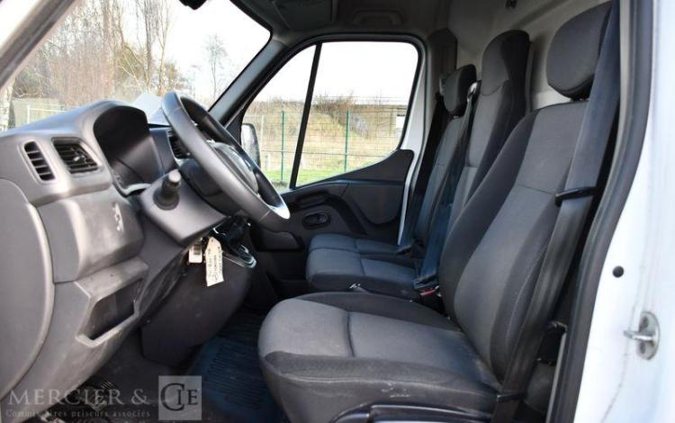 RENAULT MASTER GCF F2800 L1H1 DCI 135 BLANC FV-911-TH