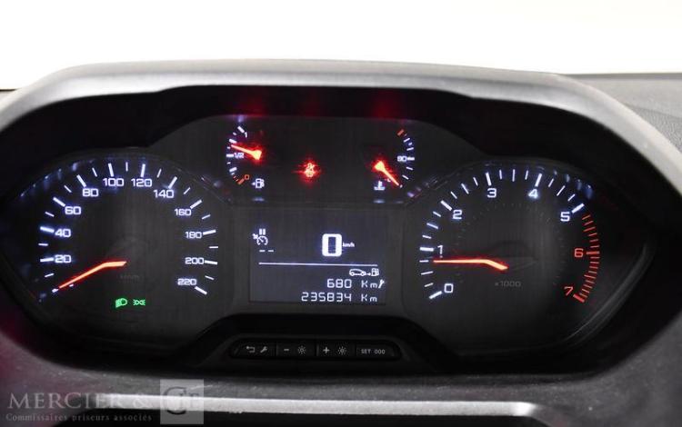 PEUGEOT PARTNER STD 100CH GRIP BLANC FV-992-ME