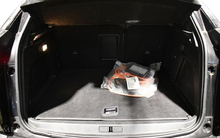 PEUGEOT 3008 HYBRID 225 GT e-EAT8 NOIR FW-946-EX