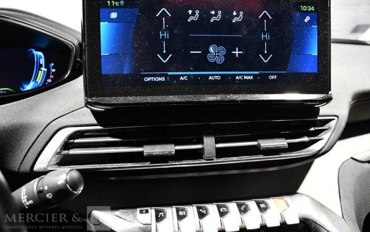 PEUGEOT 3008 HYBRID 225 GT e-EAT8 NOIR FW-946-EX