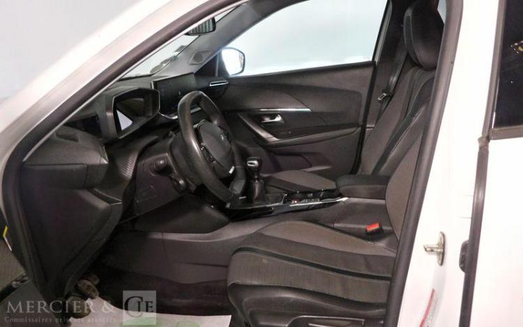 PEUGEOT 2008 1.5 BLUEHDI 110ch ALLURE BUSINESS BLANC FX-853-WA