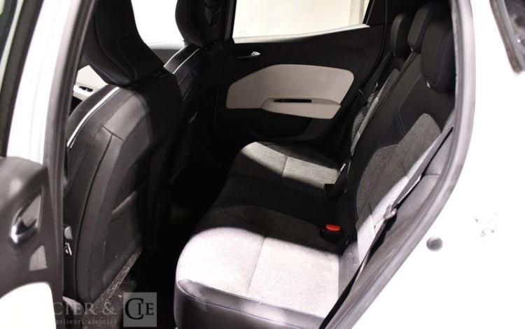 RENAULT CLIO E-TECH PREMIERE EDITION BLANC FY-959-CH