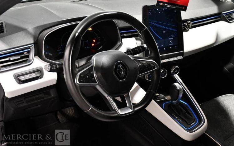 RENAULT CLIO E-TECH PREMIERE EDITION BLANC FY-959-CH