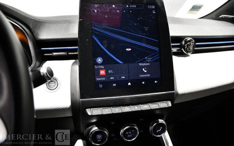 RENAULT CLIO E-TECH PREMIERE EDITION BLANC FY-959-CH