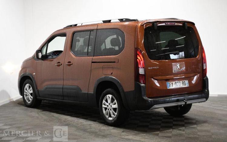 PEUGEOT RIFTER 1,5 BLUEHDI 130 S&S MARRON FY-977-RD