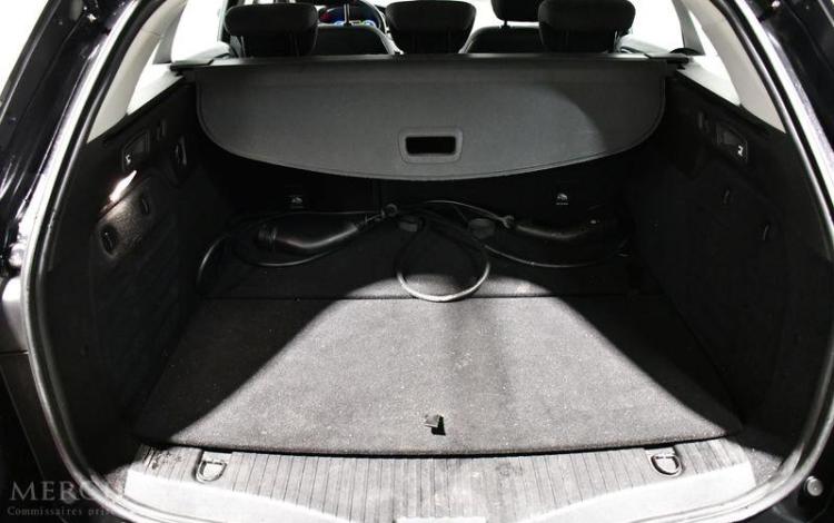 RENAULT MEGANE ESTATE 1.6 E-TECH 160H 90ch PHEV BUSINESS BVA NOIR FZ-236-ML